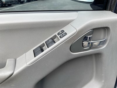 2015 Nissan Frontier SV