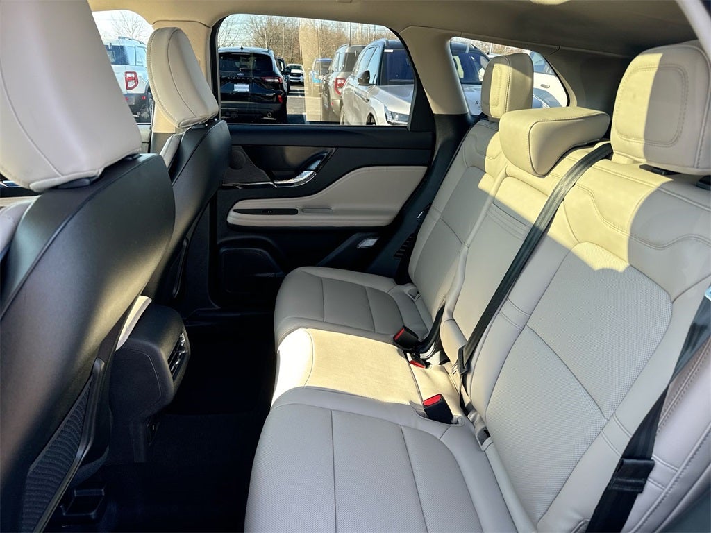 2026 Lincoln Corsair Premiere