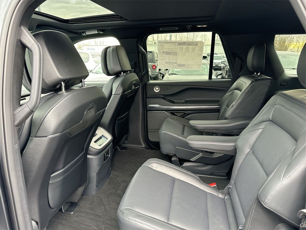 2025 Lincoln Navigator L Reserve