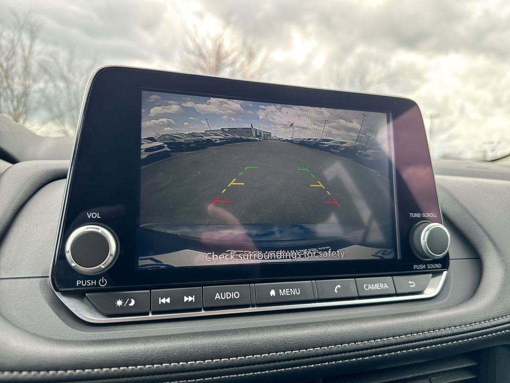 2025 Nissan Rogue SV