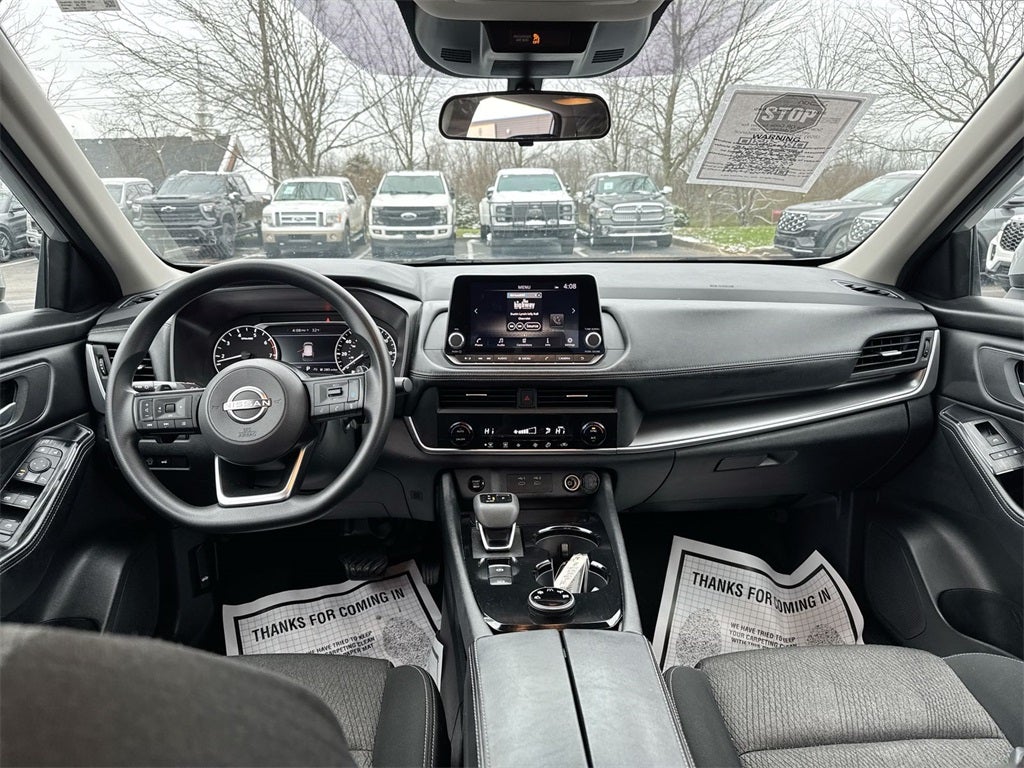 2024 Nissan Rogue SV