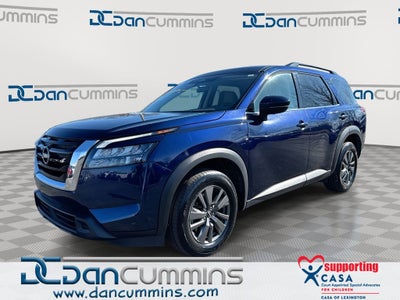 2024 Nissan Pathfinder SV