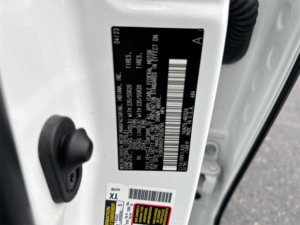 2023 Toyota Highlander Platinum