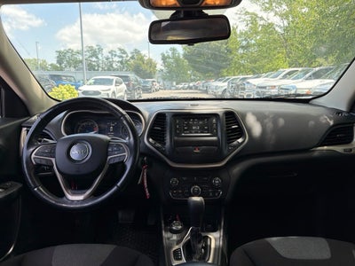 2017 Jeep Cherokee Sport
