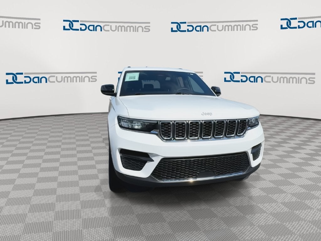 2024 Jeep Grand Cherokee Laredo