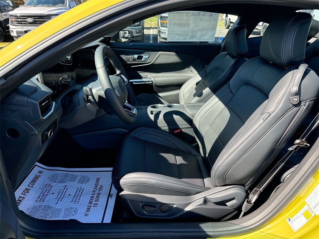 2025 Ford Mustang EcoBoost Premium