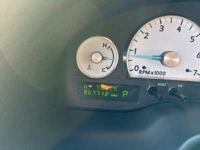 2004 Ford Thunderbird Base