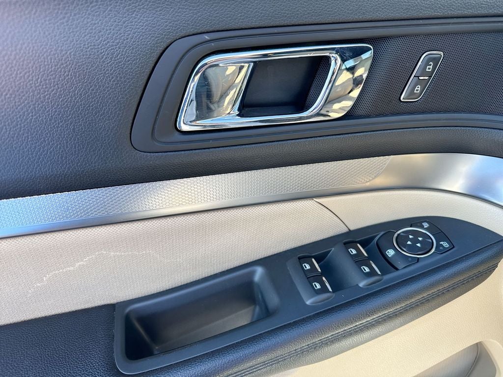 2017 Ford Explorer Base
