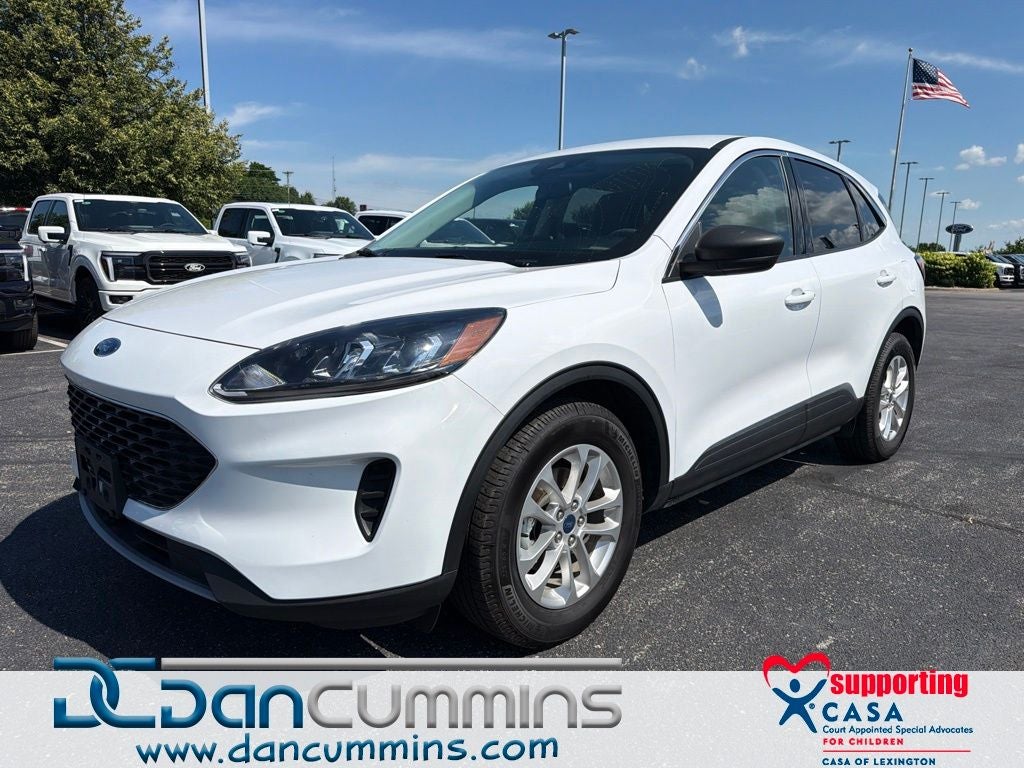 2022 Ford Escape Hybrid SE