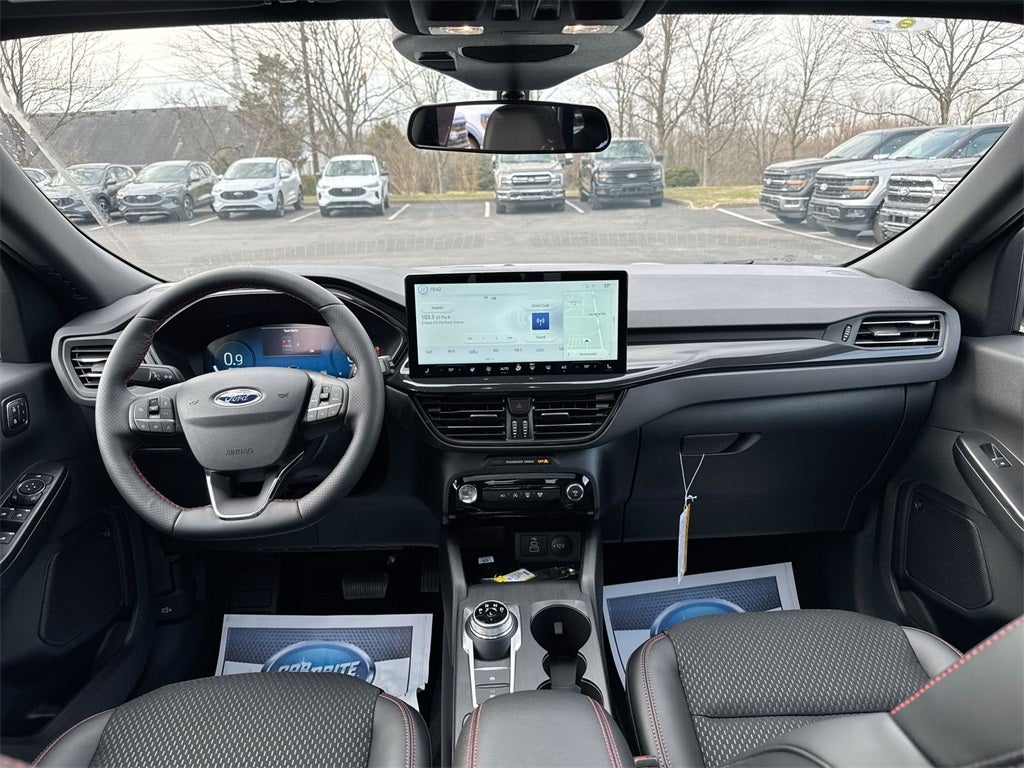 2025 Ford Escape ST-Line Select