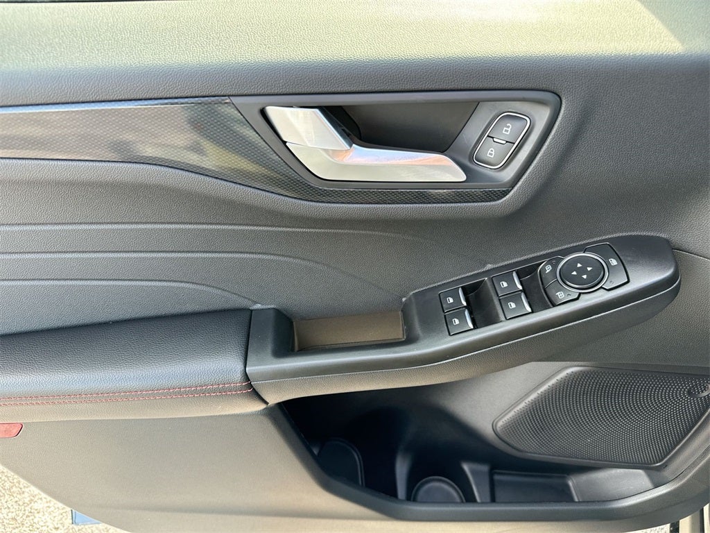 2026 Ford Escape Hybrid ST-Line Select