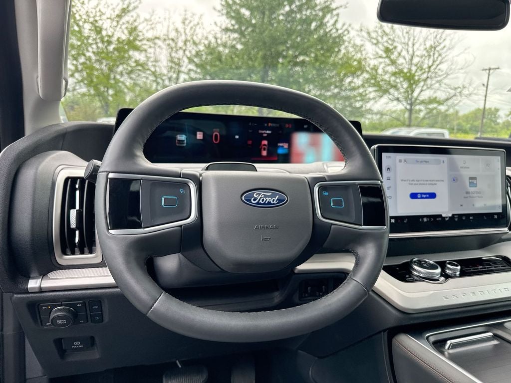 2025 Ford Expedition Active