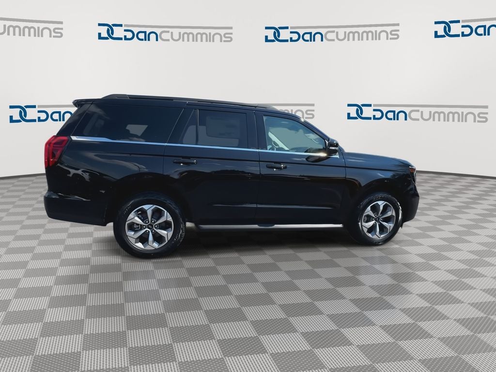 2027 Ford Expedition Active