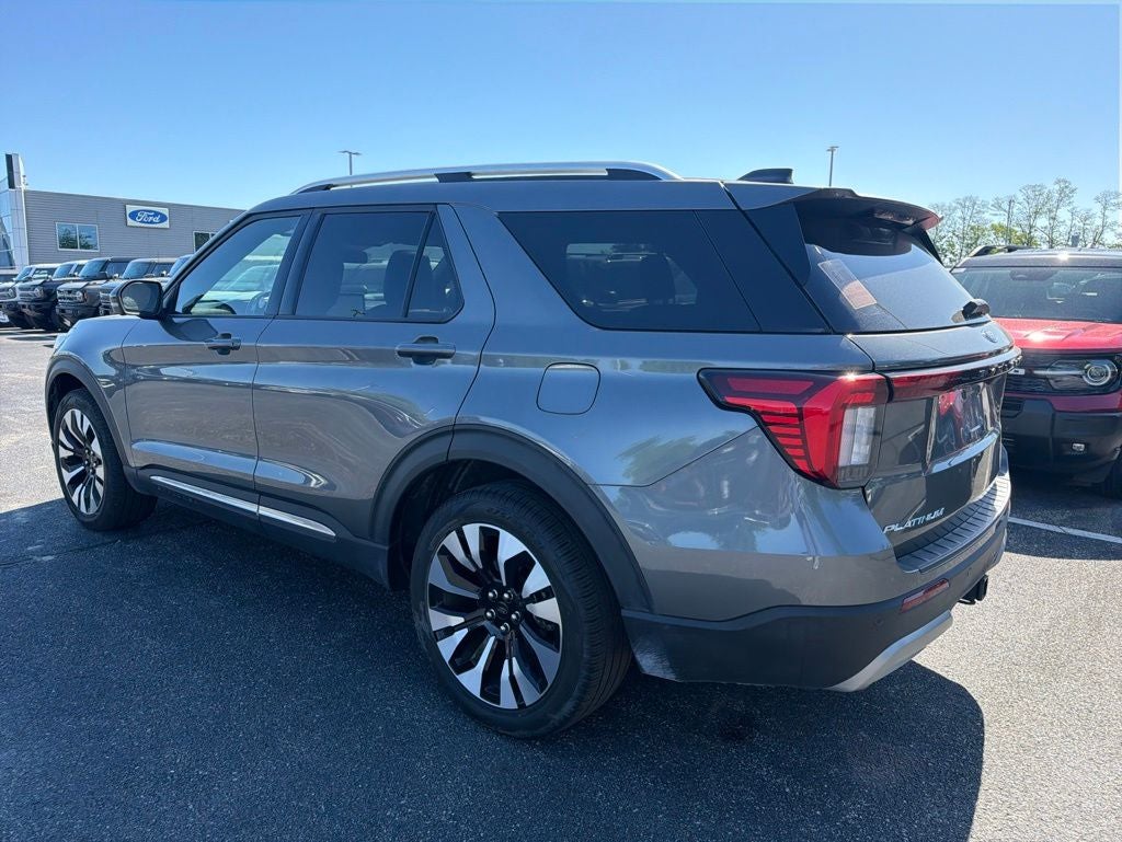 2025 Ford Explorer Platinum