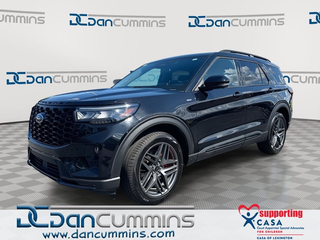 2025 Ford Explorer ST-Line