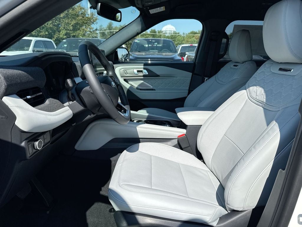 2027 Ford Explorer Platinum