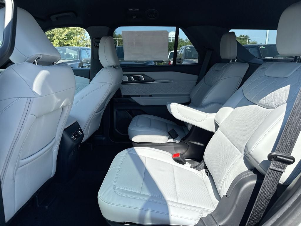 2027 Ford Explorer Platinum