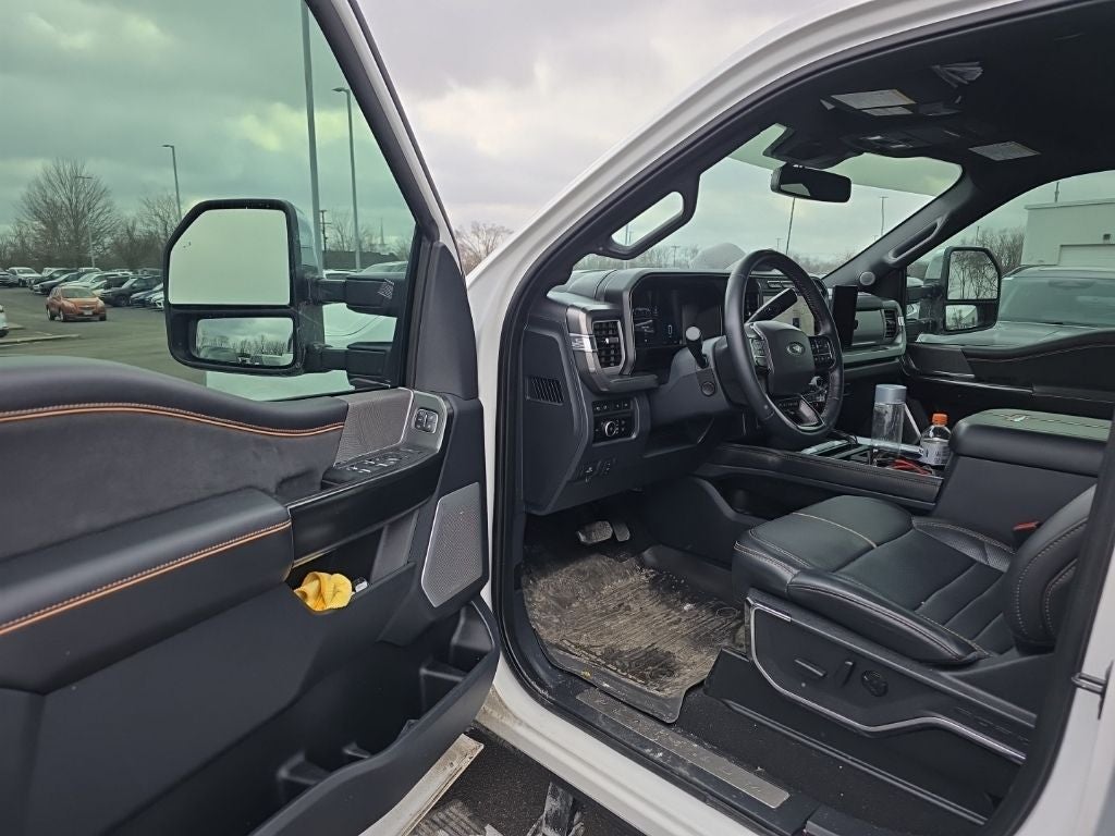 2024 Ford F-350SD Platinum