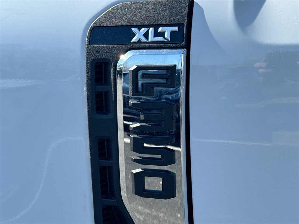 2026 Ford F-350SD XLT