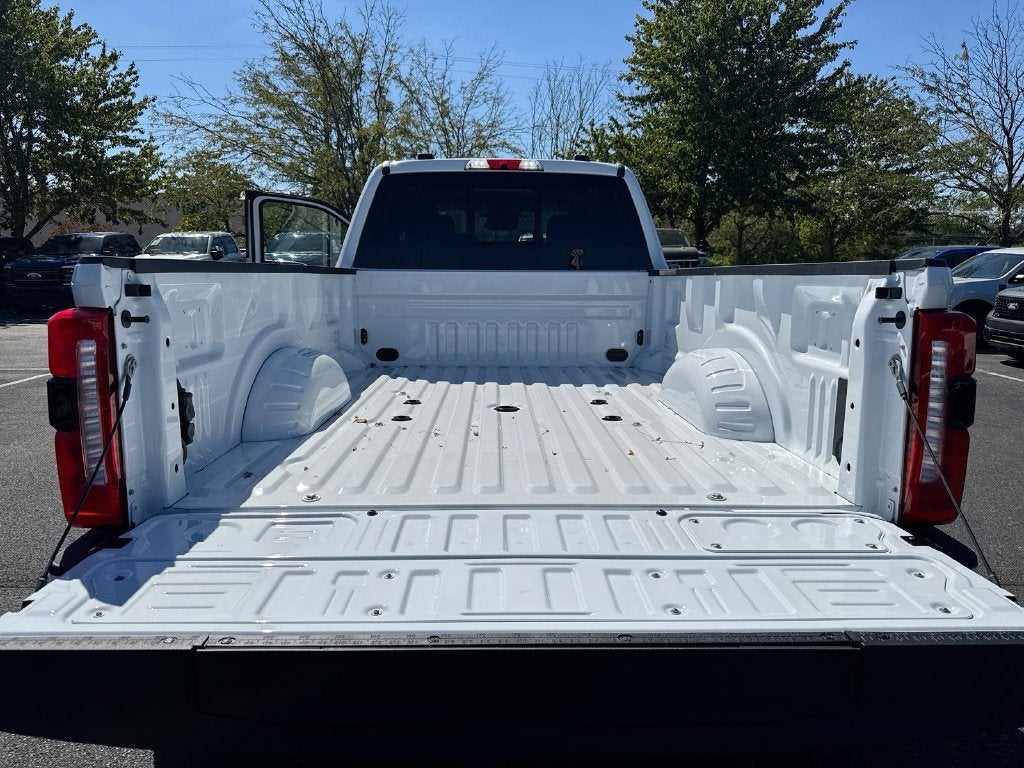 2027 Ford F-350SD XL