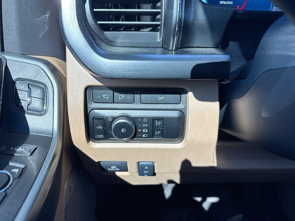 2024 Ford F-450SD Lariat