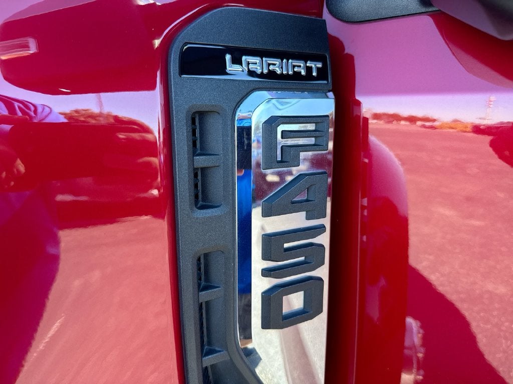 2024 Ford F-450SD Lariat