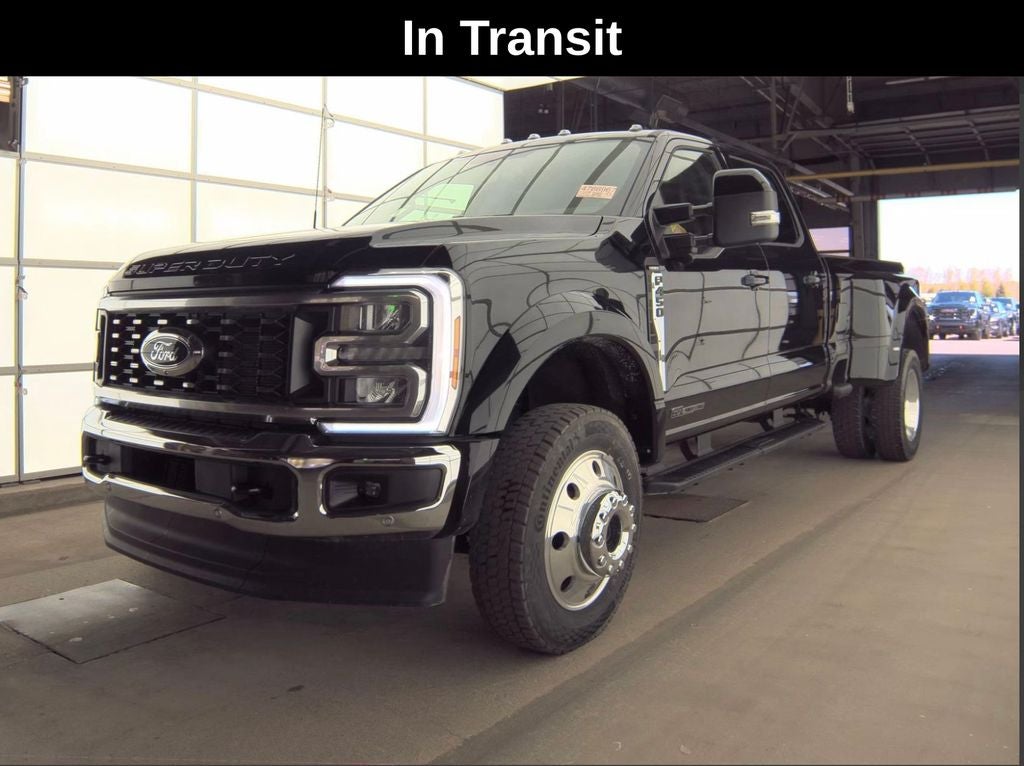 2026 Ford F-450 Lariat 4x4 Crew Cab 8' Box DRW's photo