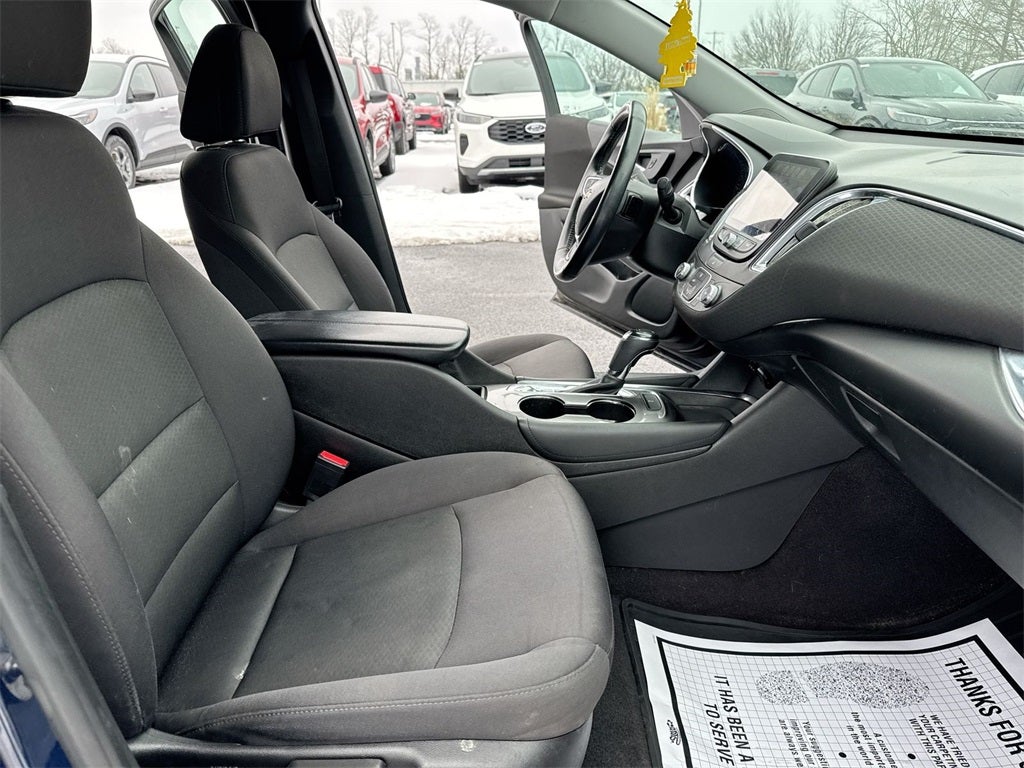 2017 Chevrolet Malibu LT