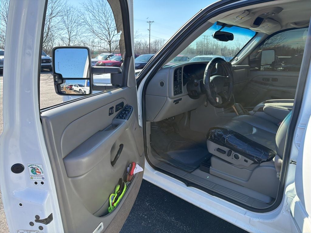 2004 Chevrolet Silverado 2500 LT