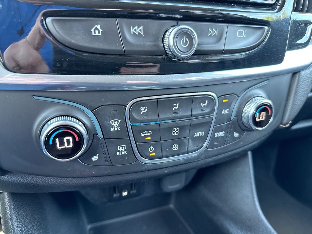 2020 Chevrolet Traverse LT