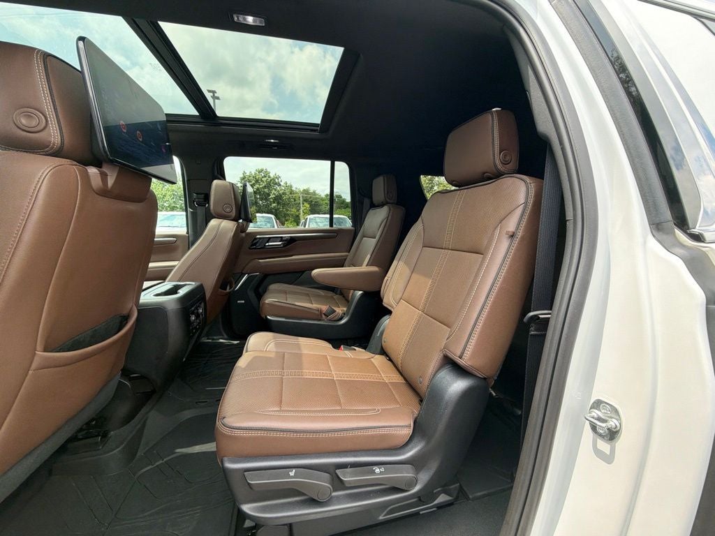 2025 Chevrolet Suburban High Country