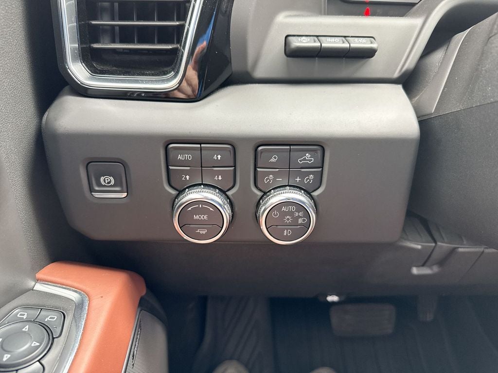 2025 GMC Sierra 2500HD Denali Ultimate