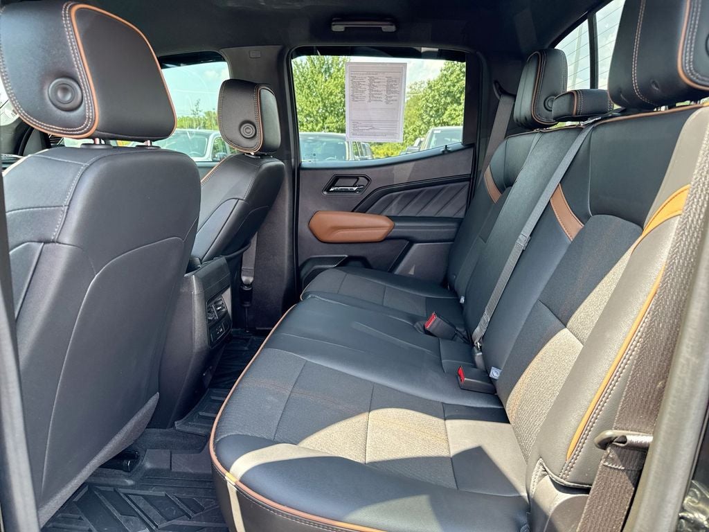 2024 GMC Canyon AT4