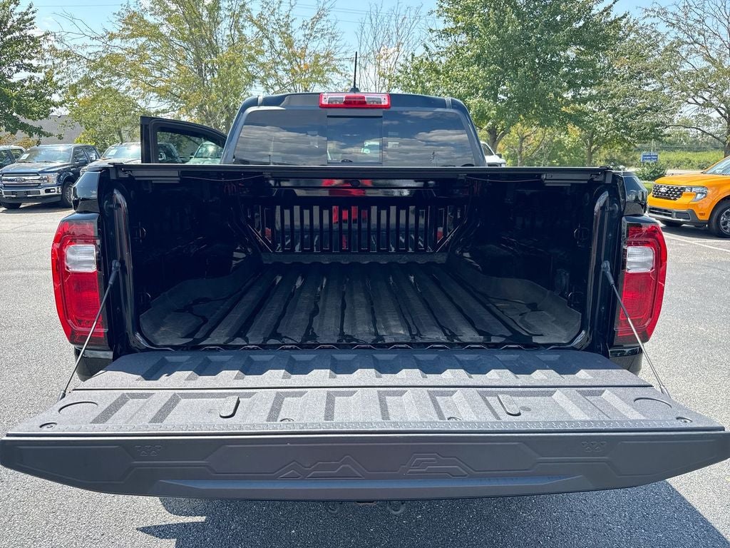 2024 GMC Canyon AT4