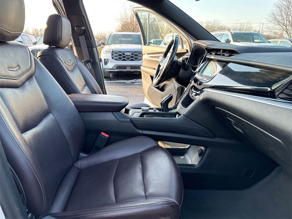 2021 Cadillac XT6 Premium Luxury