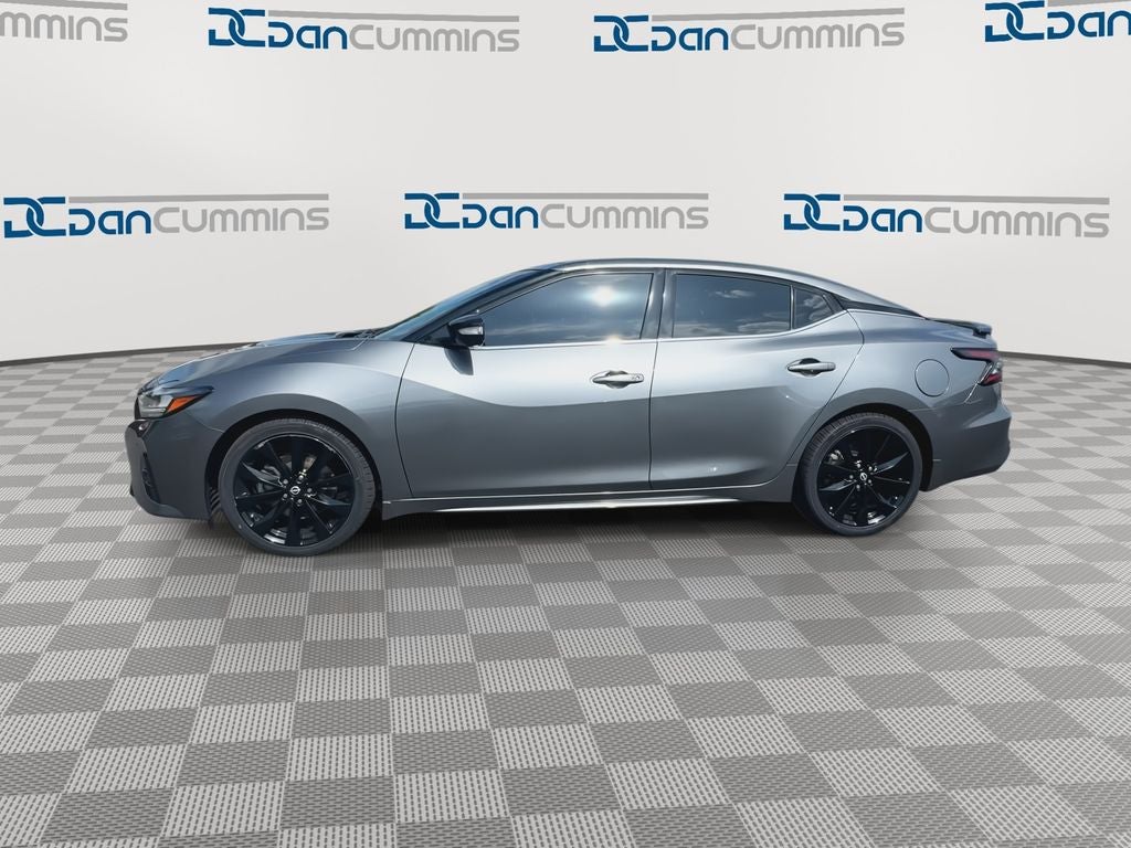 2023 Nissan Maxima SR