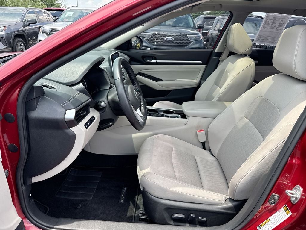 2021 Nissan Altima 2.5 SV