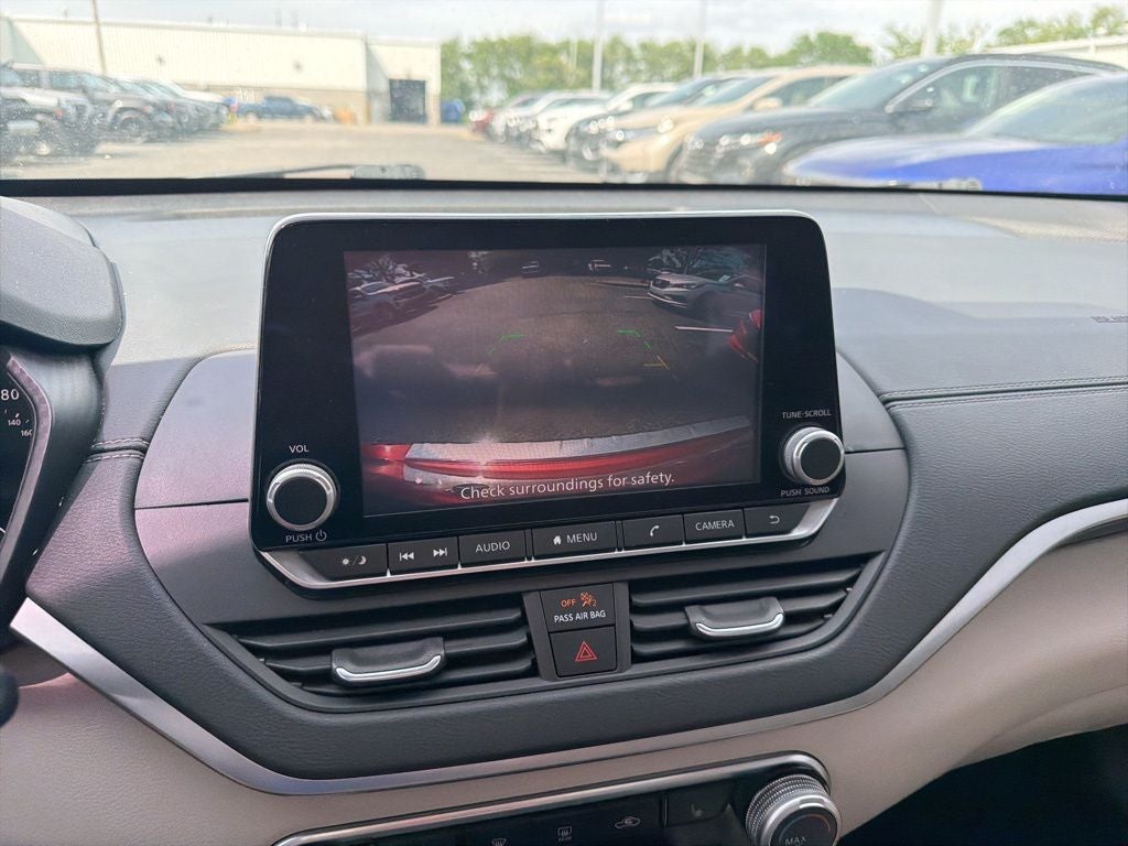 2021 Nissan Altima 2.5 SV