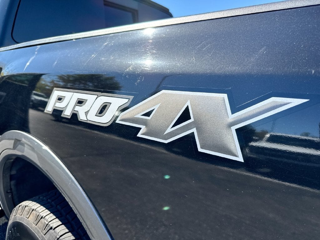 2017 Nissan Titan PRO-4X