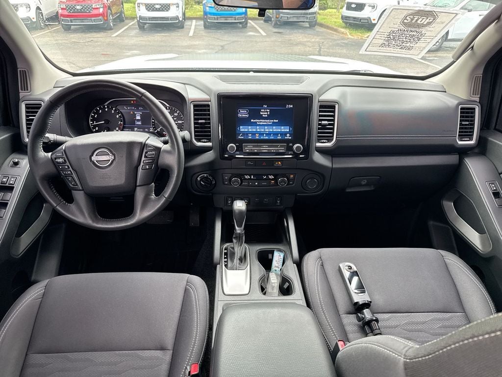 2024 Nissan Frontier SV