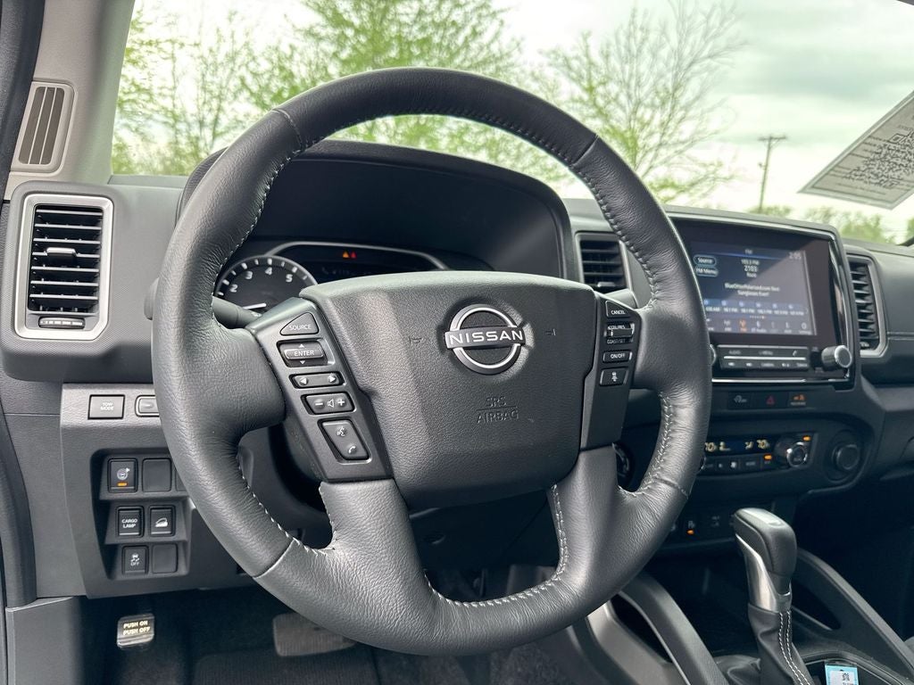 2024 Nissan Frontier SV