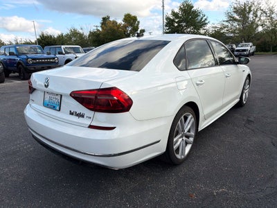 2018 Volkswagen Passat Base