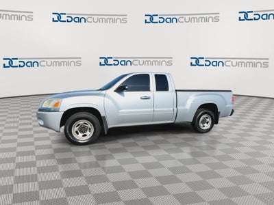 2007 Mitsubishi Raider LS
