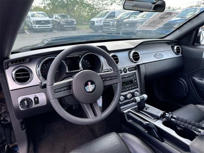 2005 Ford Mustang GT Premium