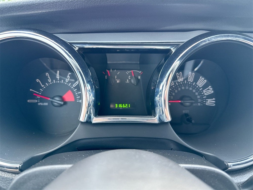 2005 Ford Mustang GT Premium