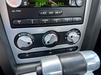 2005 Ford Mustang GT Premium