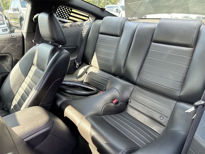 2005 Ford Mustang GT Premium