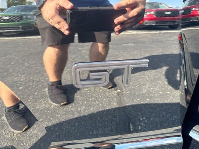 2005 Ford Mustang GT Premium