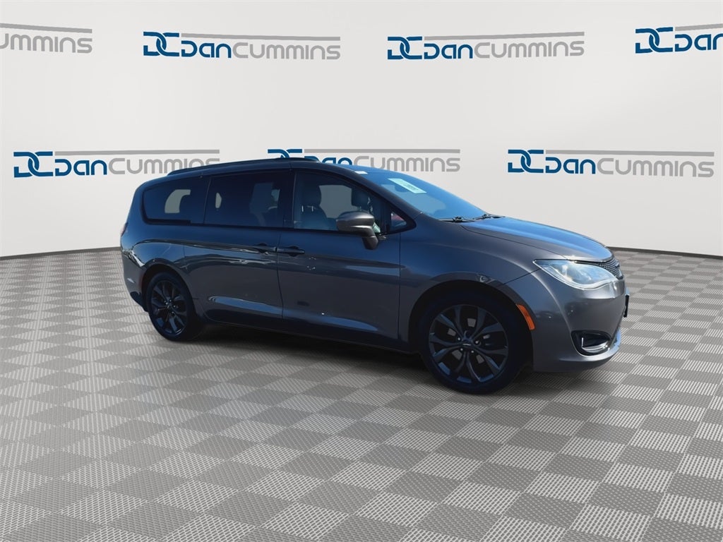 2018 Chrysler Pacifica Touring L Plus