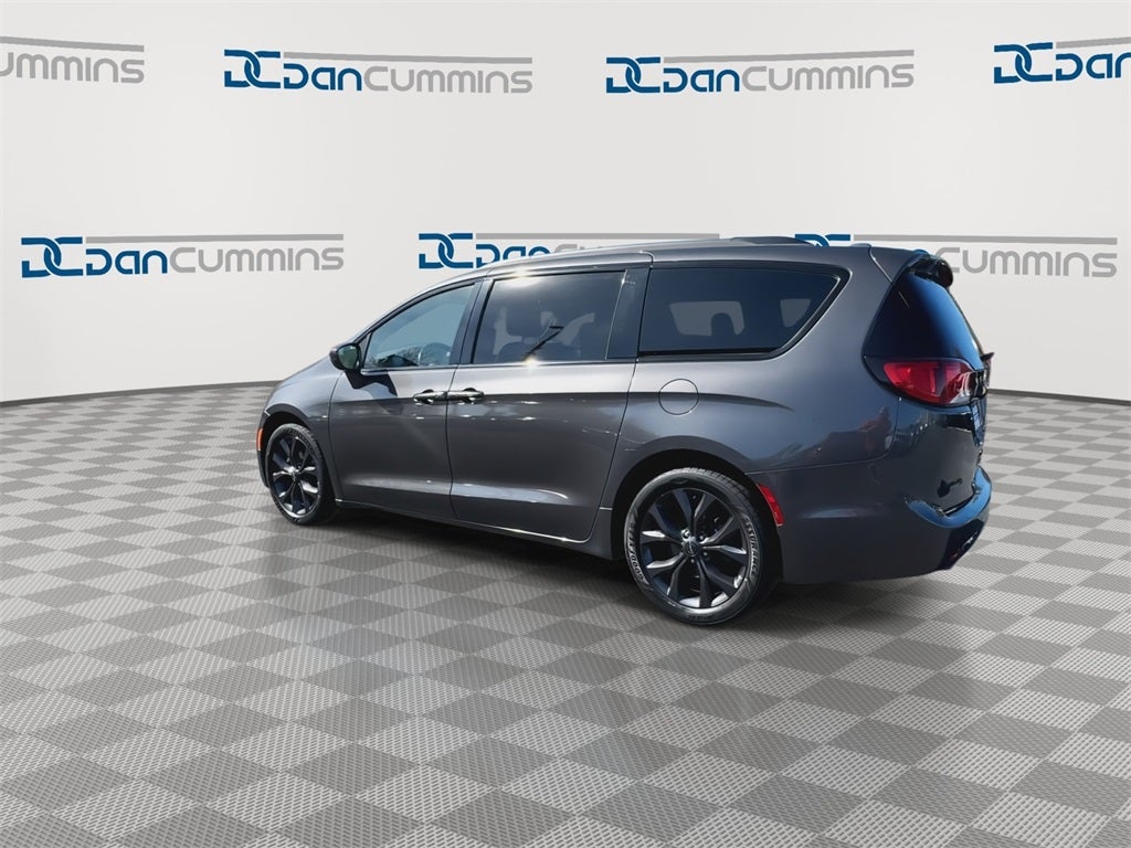 2018 Chrysler Pacifica Touring L Plus